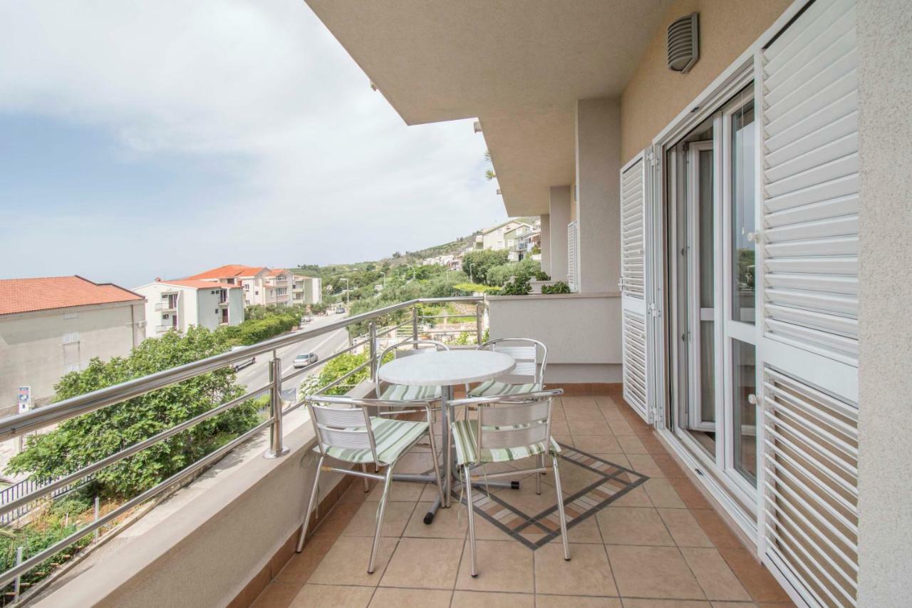 Apartments Antonio Tučepi Extérieur photo