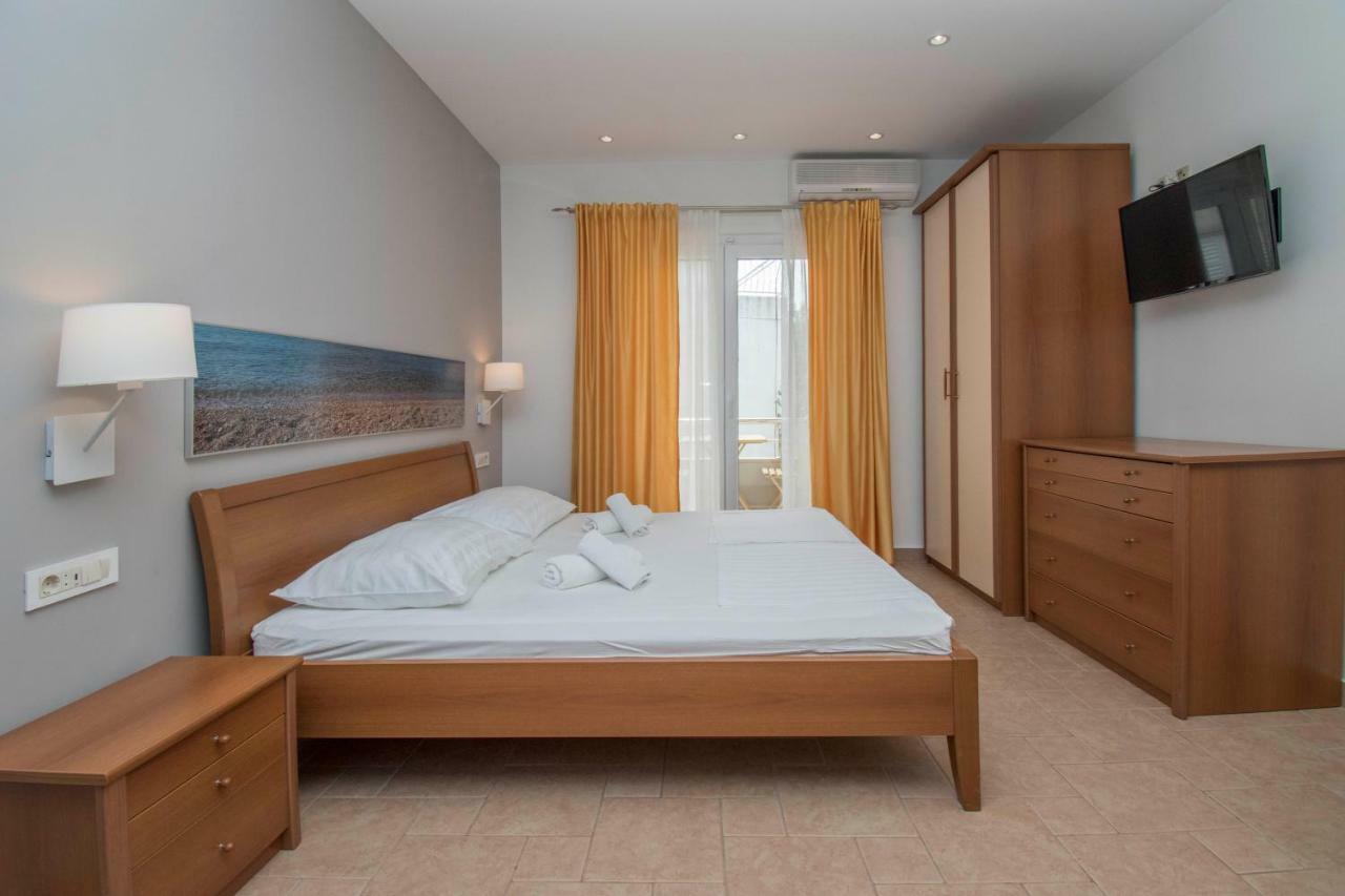 Apartments Antonio Tučepi Extérieur photo