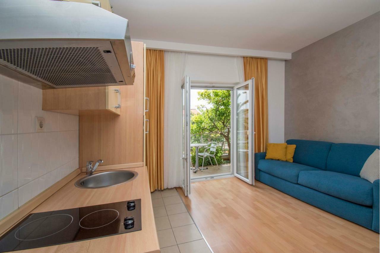 Apartments Antonio Tučepi Extérieur photo